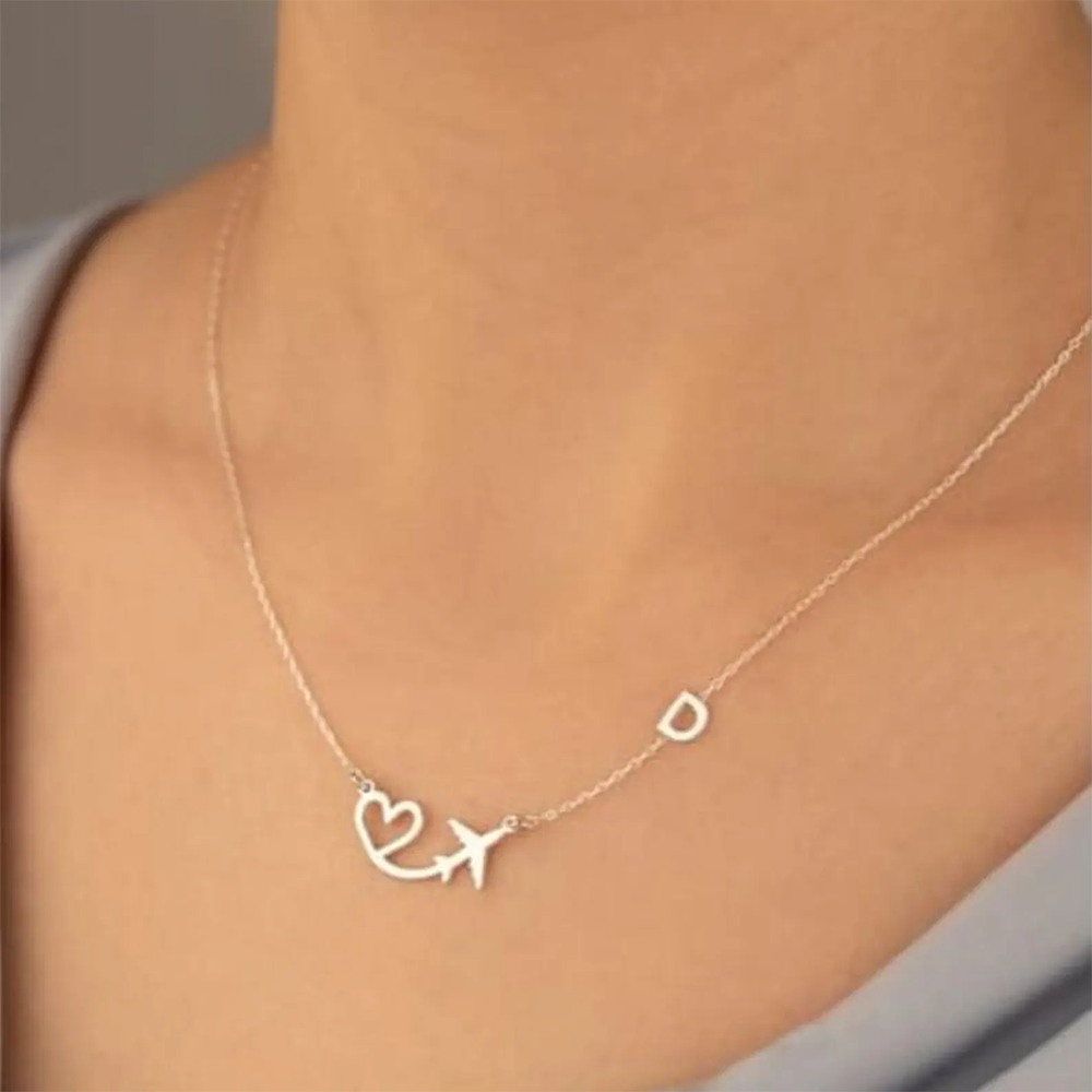 Personalized Heart Airplane In - đánh giá và giá Name Necklace Custom