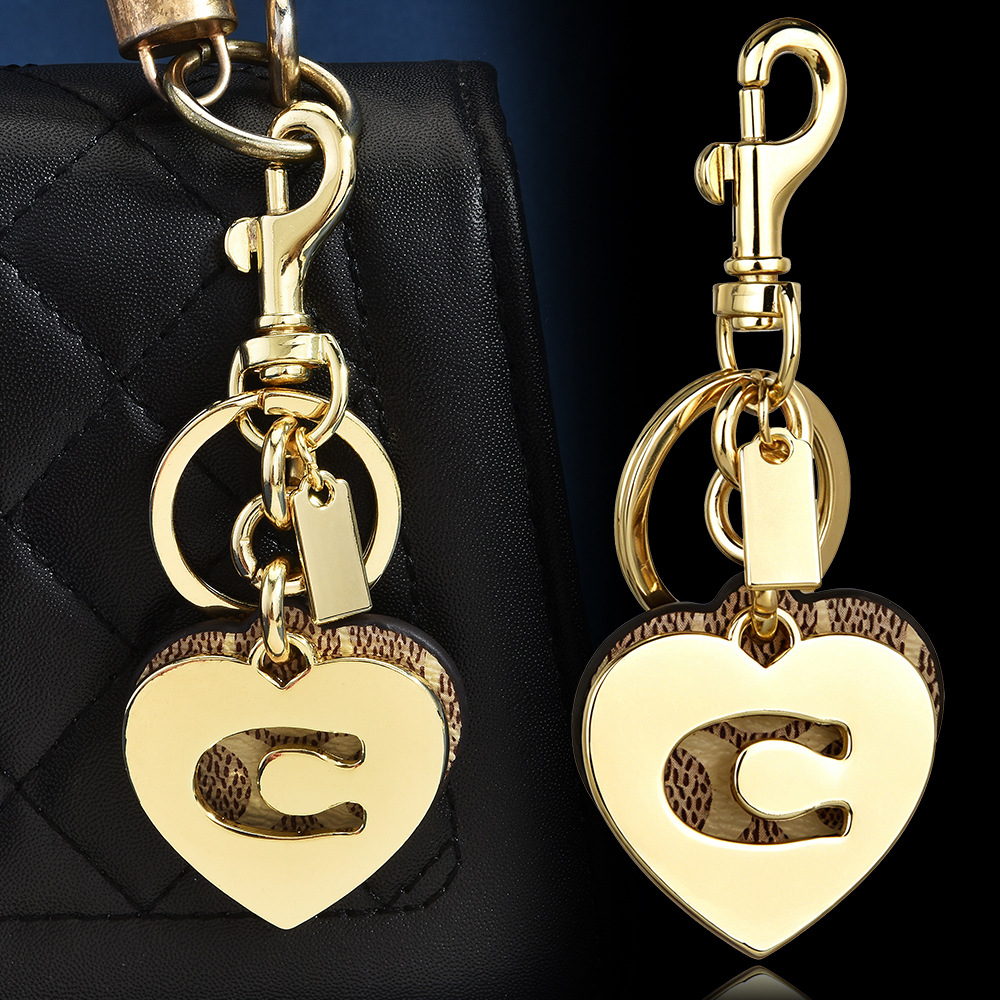 Monogram Heart Flower Bag Char - đánh giá và giá Monogram Keychain Leather