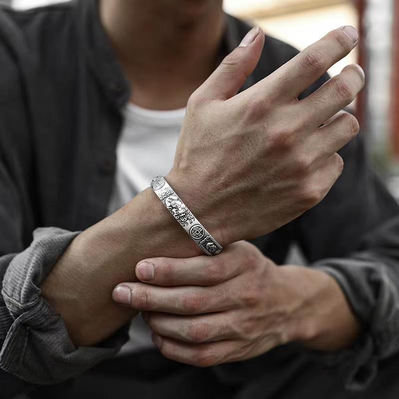 Classic Retro Chinese Mytholog - đánh giá và giá Coordinates Bracelet